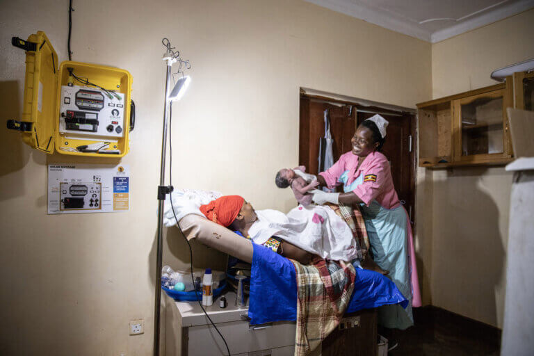 Judith Neilson Foundation - We Care Solar. childbirth-with-light-from-solar-suitcase-uganda