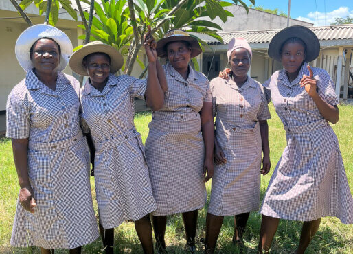 Community health workers in Siakobvu, Zimbabwe, are a critical bridge between the community and lifesaving services. ©JNF.